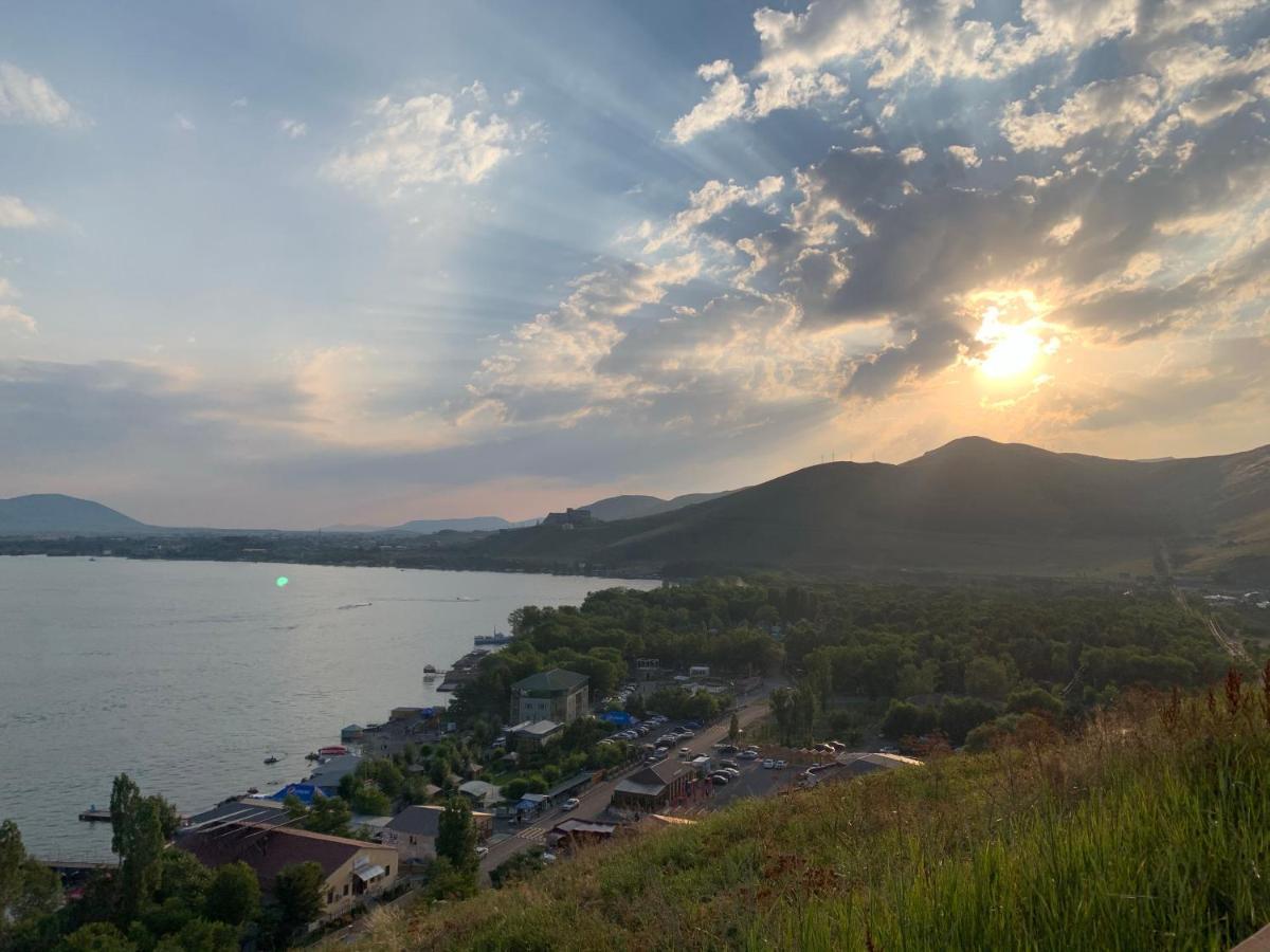 Hotel Ashot Erkat Sevan Εξωτερικό φωτογραφία